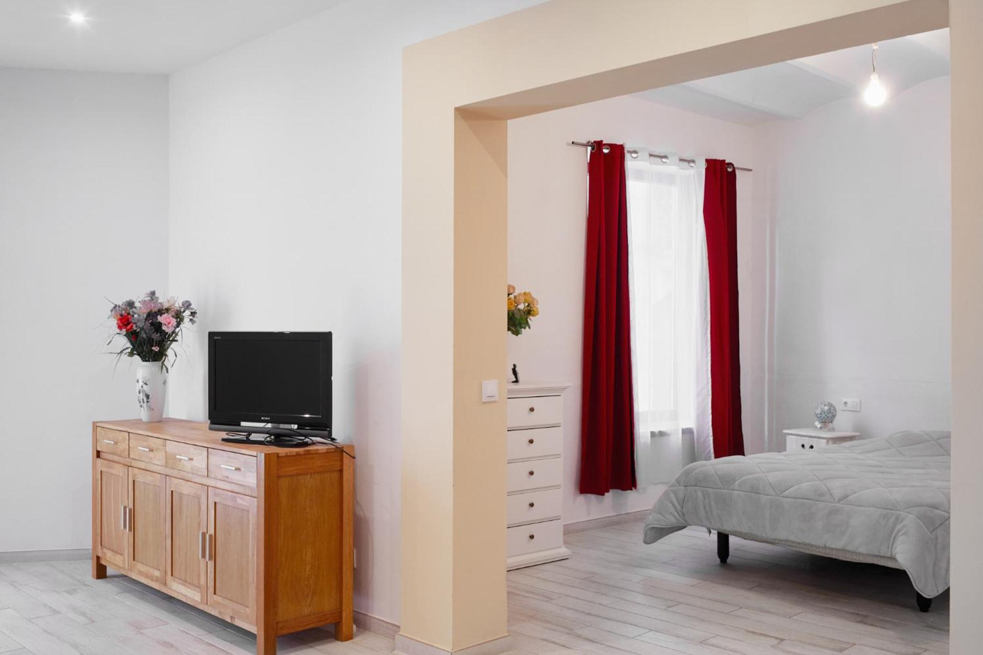 Loft Con Encanto En El Corazon Historico De Пералада Екстериор снимка